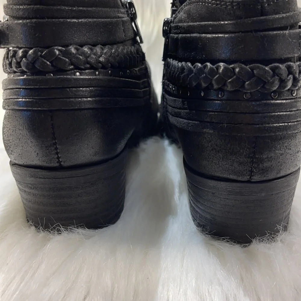 BareTraps Guenna Black Ankle Boots w/ Chain and Straps Detail - Picture 10 of 14